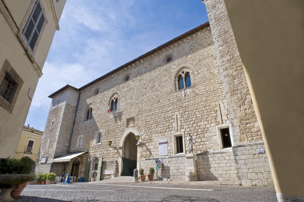 Hotel Palazzo Del Senatore Atina Exteriér fotografie